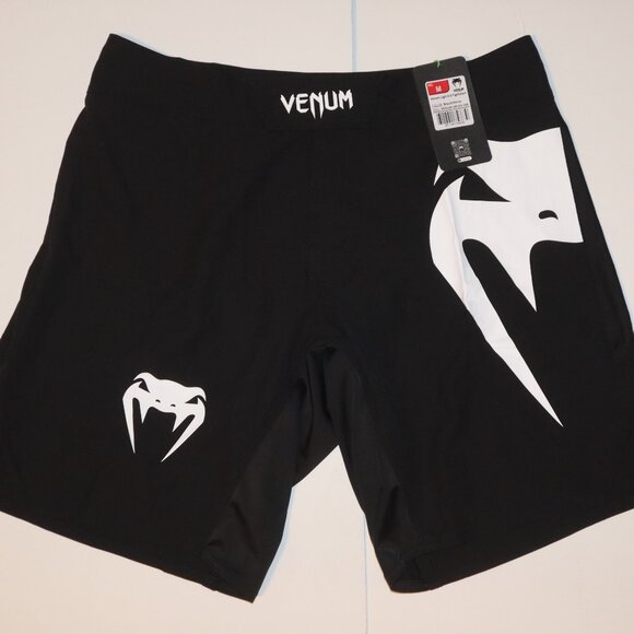Venum Light 5.0 Fight short – Black / White Men’s Size M - Picture 1 of 9